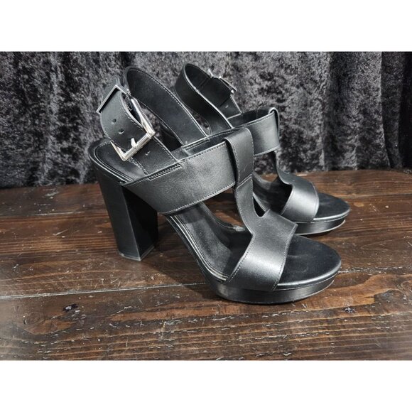 EUC Michael Kors Becker T-Strap Black Leather Sandal/Sz. 8.5M - Picture 3 of 9